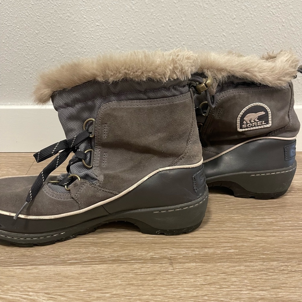 Winter boots